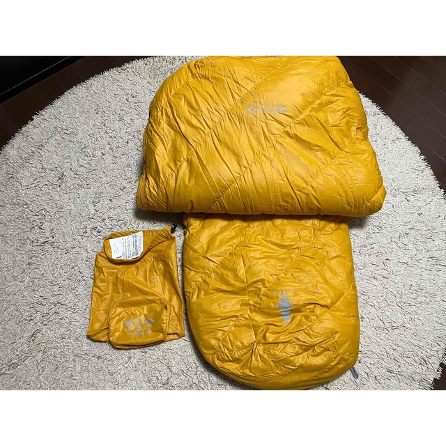 1回のみ使用‼︎ふかふか✴︎希少スパイラルダウン美品❗️モンベル