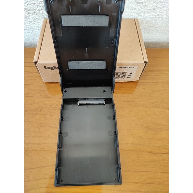 ♬HDD SSDケース ロジテック LHR-PBSUCS ブラック スマホ/家電/カメラのPC/タブレット(PC周辺機器)の商品写真