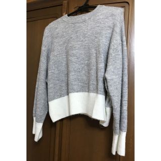 エイチアンドエム(H&M)の【ほつれ有】H&M ニット　グレー　Sサイズ(ニット/セーター)