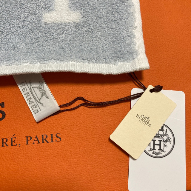 Hermes(エルメス)のHERMES エルメス　タオル　ハンカチ レディースのファッション小物(ハンカチ)の商品写真