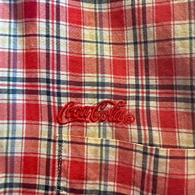 コカコーラ　CocaCola　チェック　長袖シャツ　赤　レッド メンズのトップス(シャツ)の商品写真