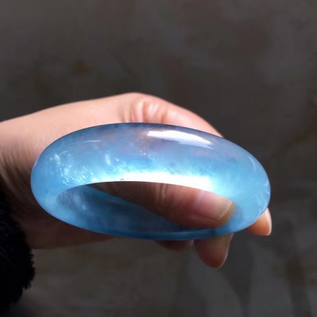 ⭐︎【天然】アクアマリン バングル 60mm - ブレスレット/バングル