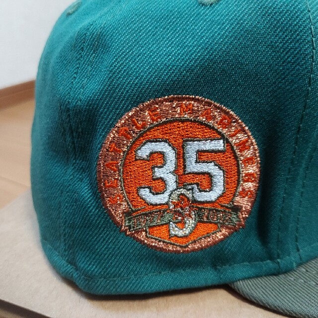 NEW ERA(ニューエラー)のNEWERAシアトルマリナーズ35周年記念銅パンプキンツートーンエディション59 メンズの帽子(キャップ)の商品写真