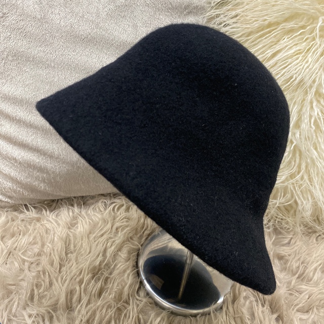 Vivienne Westwood(ヴィヴィアンウエストウッド)のヴィヴィアン✨バスククロッシェ　公式サイト購入 レディースの帽子(ハット)の商品写真