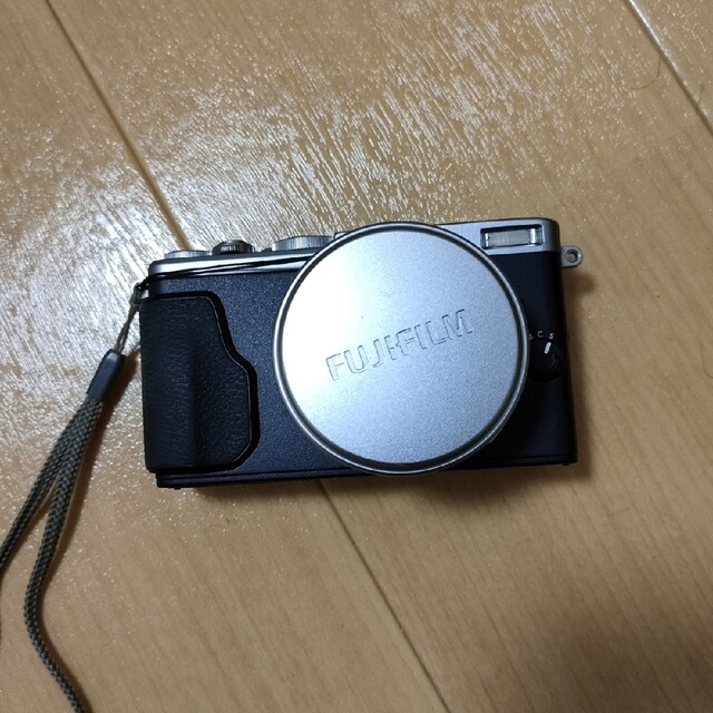 新同品 FUJIFILM X100F GARIZケース フード 保証有