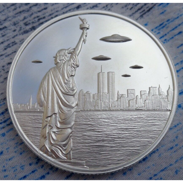 2022 1 オンス　銀貨　UFO　侵略　new york city貨幣