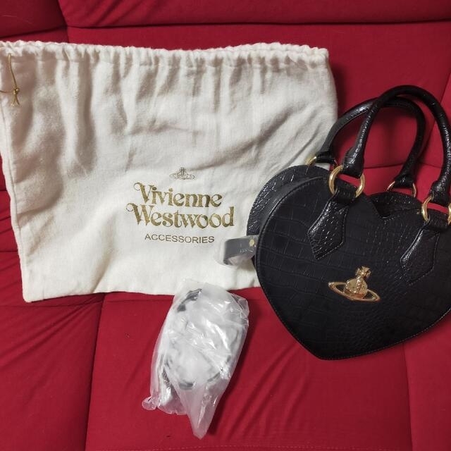 Vivienne Westwood  ハート型2wayバック　クロコ型押し