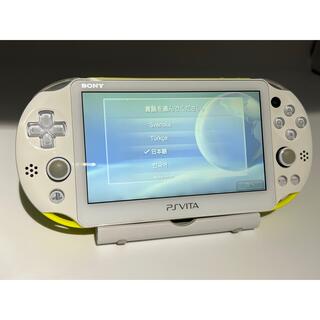 プレイステーションヴィータ(PlayStation Vita)の【動作品】PS Vita PCH-2000 ライムグリーン ホワイト 本体(携帯用ゲーム機本体)