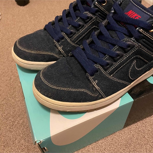 NIKE(ナイキ)の27.5 送料込み AIR FORCE 2 LOW DENIM 2PAC デニム メンズの靴/シューズ(スニーカー)の商品写真