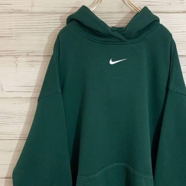 NIKEナイキ☑️表記サイズNIKE 刺繍ロゴ パーカー 緑 グリーン Lサイズ USモデル