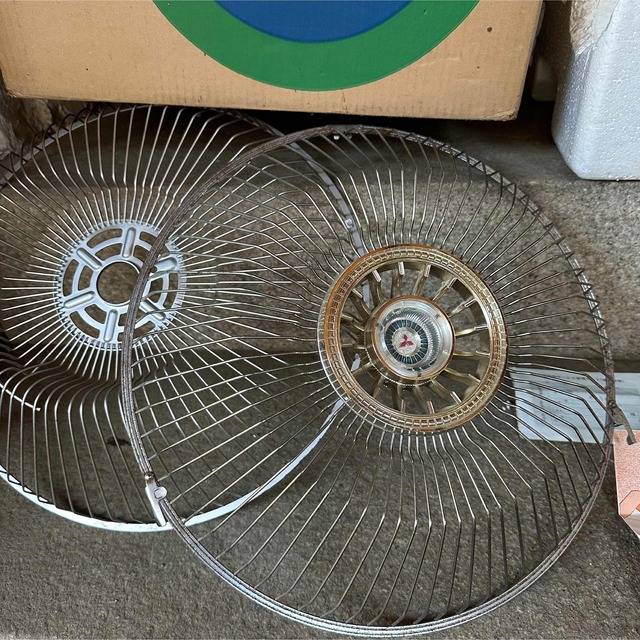 昭和２０～３０年代頃高さ３０センチ鉄製三菱レトロ扇風機不可動 