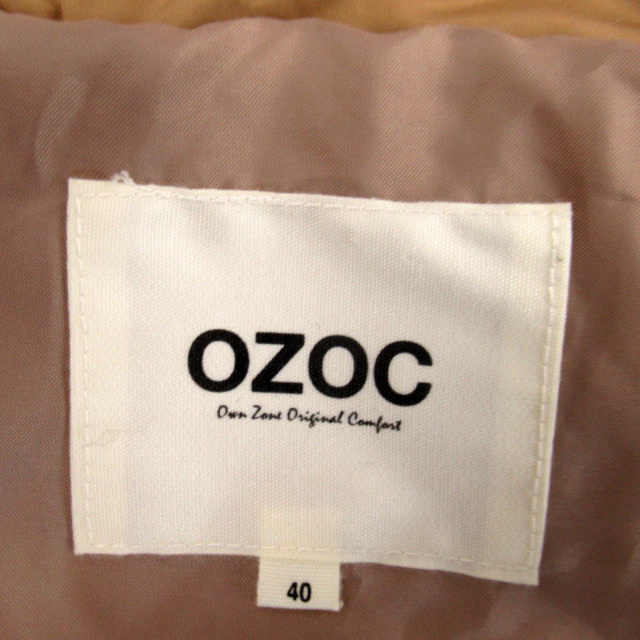 OZOC(オゾック)のオゾック 中綿ジャケット スタンドカラー フード付き 2way ライトブラウン レディースのジャケット/アウター(ブルゾン)の商品写真