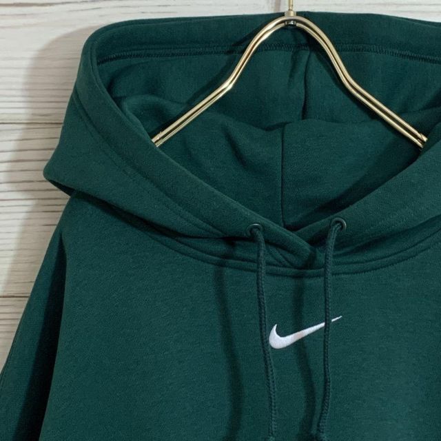 【新品未使用】【極美品】NIKE SPORTS 刺繍ロゴ パーカー 緑 グリーン