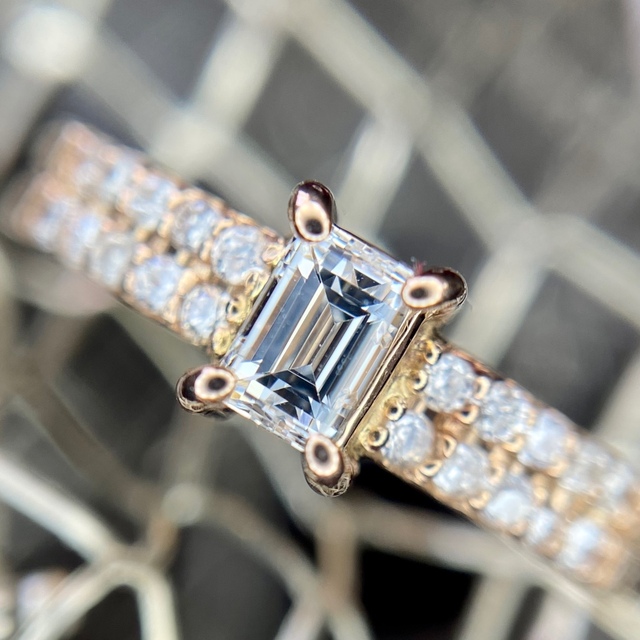 『専用です』天然ダイヤモンド 計0.325ct E-VS2 K18PG レディースのアクセサリー(リング(指輪))の商品写真