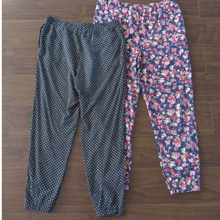 ユニクロ(UNIQLO)のUNIQLO　ユニクロ　ルームウェア 　リラコ　M　花柄＆水玉　２枚セット(ルームウェア)