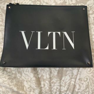 ヴァレンティノ(VALENTINO)のクラッチバッグ(セカンドバッグ/クラッチバッグ)