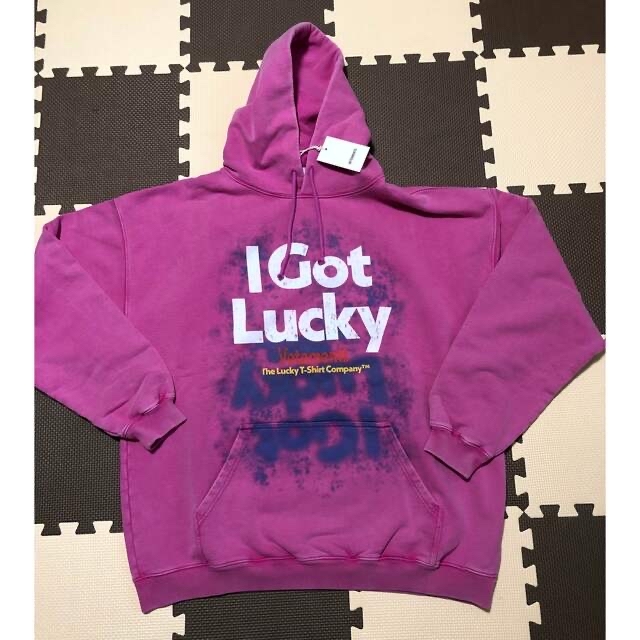 VETEMENTS ヴェトモン "I GOT LUCKY HOODIE"トップス