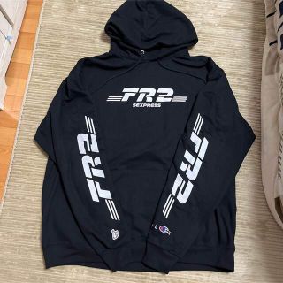 お値下げ！激レア限定品　FR2✖️チャンピオンコラボパーカー