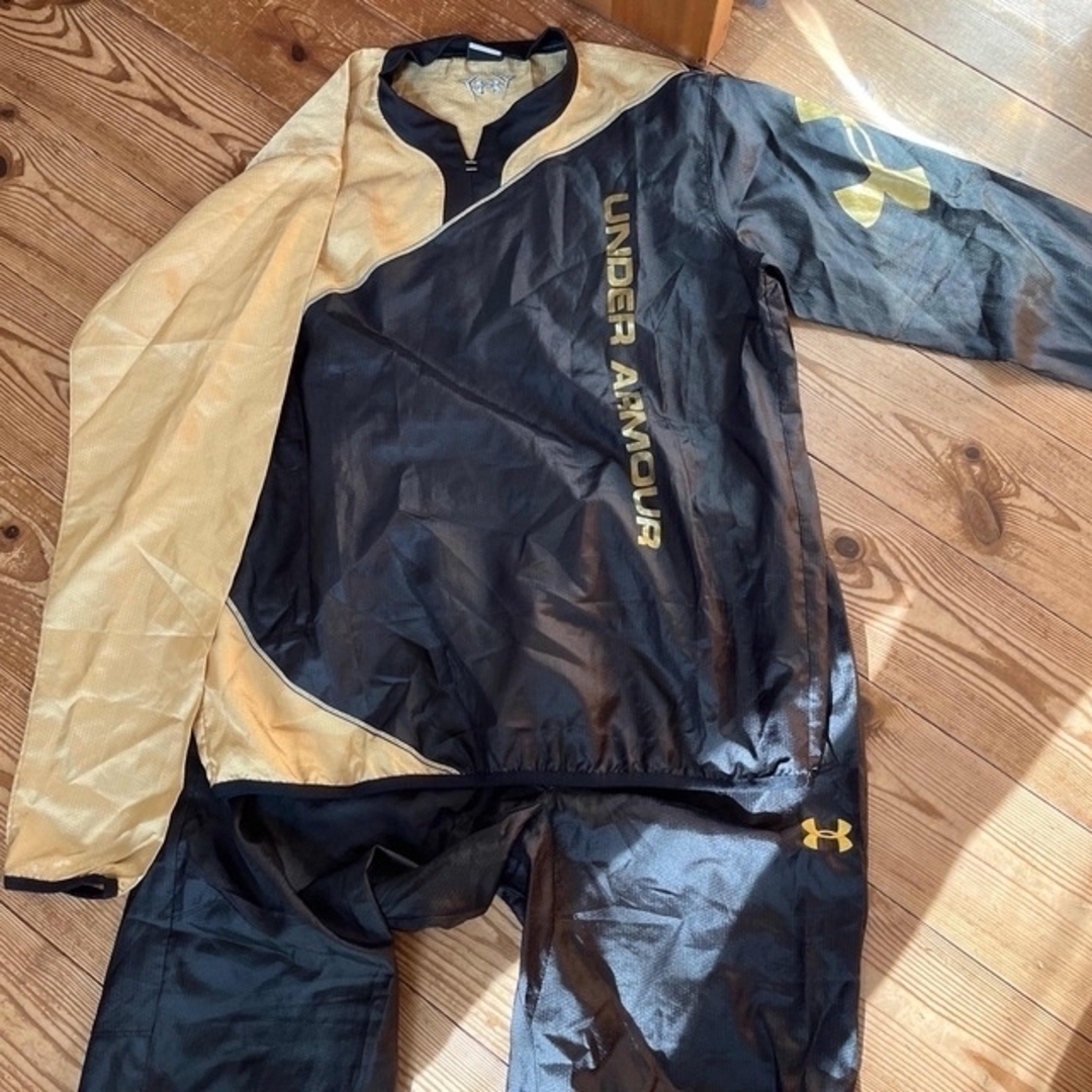 UNDER ARMOUR ピステ上下　セットアップ