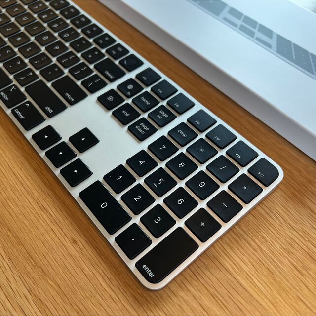 Apple Touch ID搭載Magic Keyboard テンキー付きUS