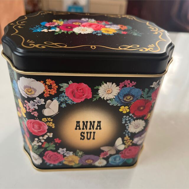 ANNA SUI(アナスイ)のアナスイ　空き缶 インテリア/住まい/日用品のインテリア小物(小物入れ)の商品写真