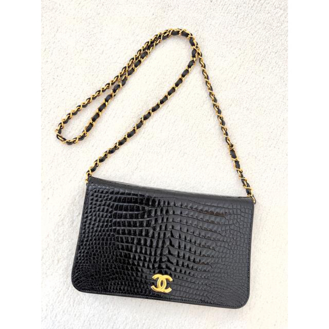 CHANEL(シャネル)の極美品✨希少✨CHANEL シャネル チェーンショルダー   レディースのバッグ(ショルダーバッグ)の商品写真