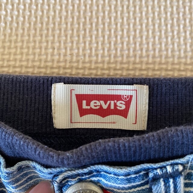 Levi's(リーバイス)のリーバイス ハーフパンツ キッズ/ベビー/マタニティのキッズ服男の子用(90cm~)(パンツ/スパッツ)の商品写真