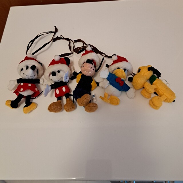 ディズニークリスマスマスコットセット エンタメ/ホビーのおもちゃ/ぬいぐるみ(キャラクターグッズ)の商品写真