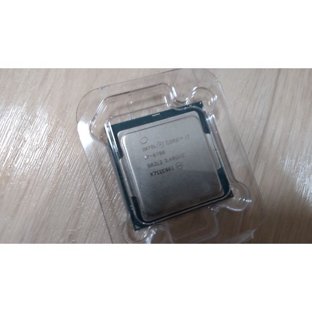 PC/タブレットIntel CORE i7 6700K LGA1151　CPU