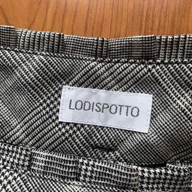 LODISPOTTO(ロディスポット)のLODISPOTTO スカートパンツ　キュロット　M レディースのパンツ(キュロット)の商品写真