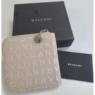 ブルガリ(BVLGARI)の新品未開封BVLGARIブルガリ折り財布　ベージュ(財布)