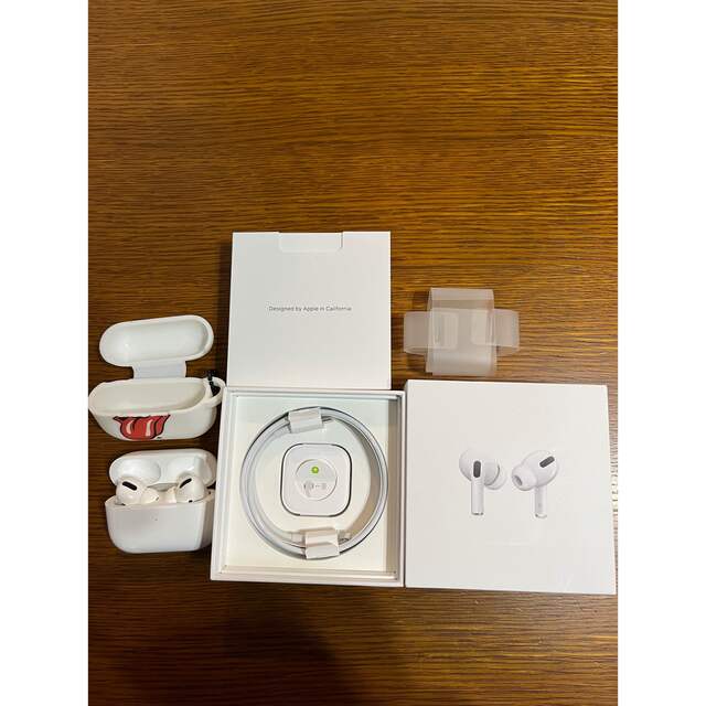 APPLE AirPods Pro ノイズキャンセリング付完全ワイヤレスイヤホン 1