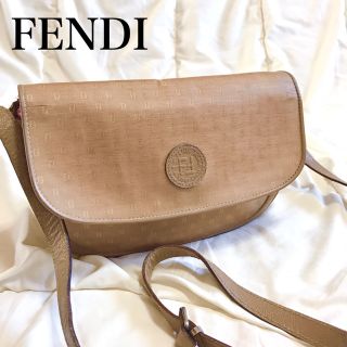 FENDI - FENDI フェンディ ズッカ柄 ショルダーバッグ ロゴ ベージュ