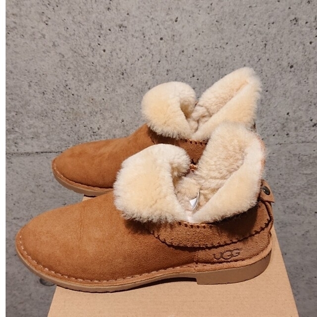 UGG(アグ)のUGG  MCKAY 25cm 【訳あり】アグ レディースの靴/シューズ(ブーツ)の商品写真