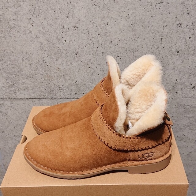 UGG(アグ)のUGG  MCKAY 25cm 【訳あり】アグ レディースの靴/シューズ(ブーツ)の商品写真