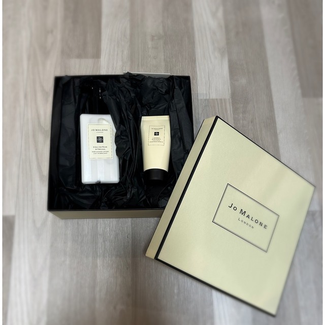 Jo Malone(ジョーマローン)のJO MALONE LONDON　ハンドクリーム&ミルキーローションset コスメ/美容のボディケア(ハンドクリーム)の商品写真