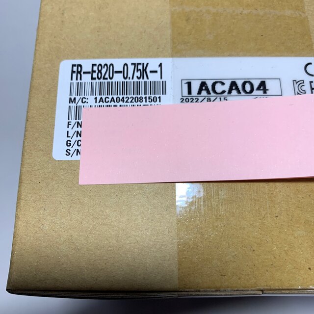 新品未開封 三菱電機 FR-E820-0.75K-1 インバータ 1台 大量入荷 35