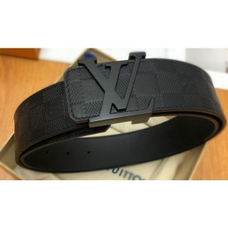 LOUIS VUITTON - ★人気のルイ.ヴィトン ベルト モノグラム LVイニシャル