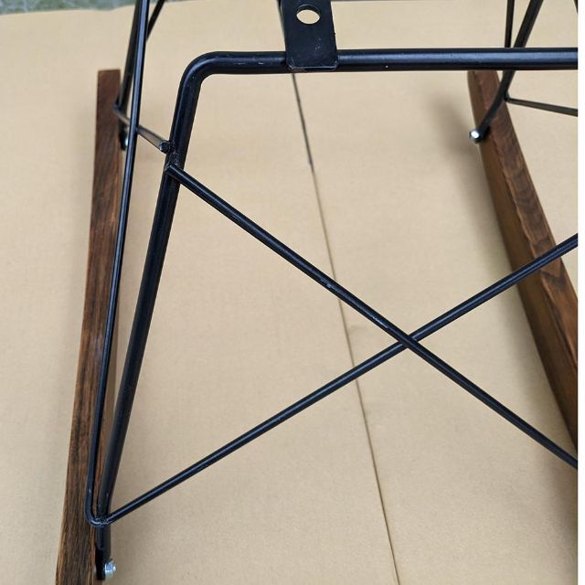 イームズ ロッカーベース 交換用 チェア 椅子 Eames 部品 黒/茶ベース インテリア/住まい/日用品の椅子/チェア(ロッキングチェア)の商品写真