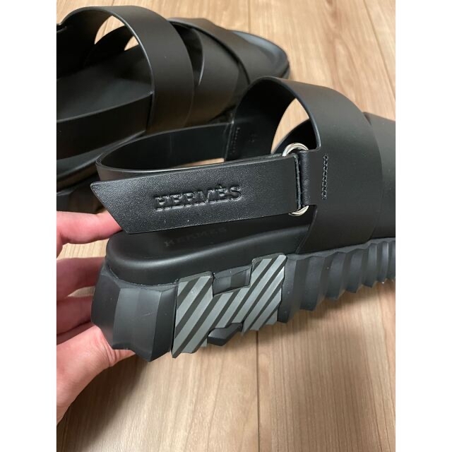 最新エルメス Hermes - エレクトリック 正規品 本物 Safari エルメス サンダル HERMES サンダル