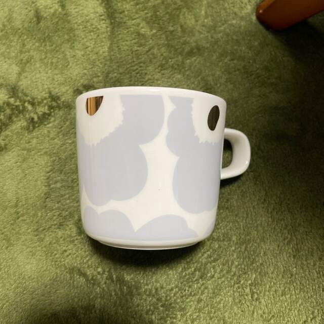 marimekko(マリメッコ)の新品　マリメッコ  マグカップ インテリア/住まい/日用品のキッチン/食器(グラス/カップ)の商品写真