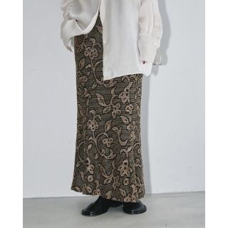 トゥデイフル(TODAYFUL)の【美品】TODAYFUL Jacquard Leaf Pencilskirt(ロングスカート)