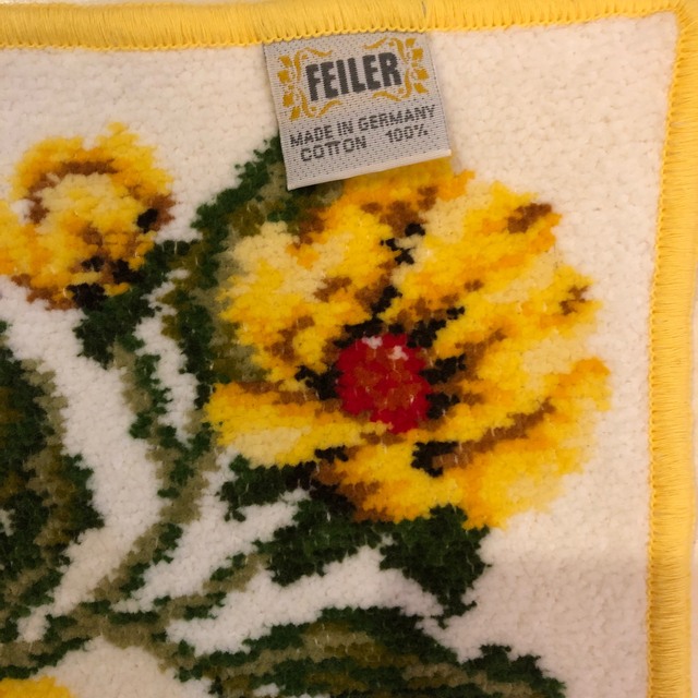 FEILER(フェイラー)のFEILER フェイラータオルハンカチ　(大判)(水通し) レディースのファッション小物(ハンカチ)の商品写真