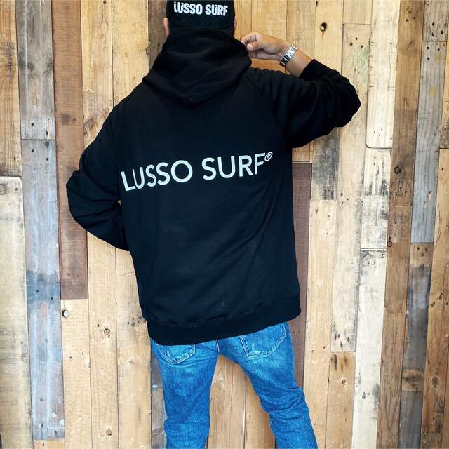 STANDARD CALIFORNIA(スタンダードカリフォルニア)の西海岸系⭐︎LUSSO SURF ビッグロゴパーカー　Lサイズ☆RVCA メンズのトップス(パーカー)の商品写真