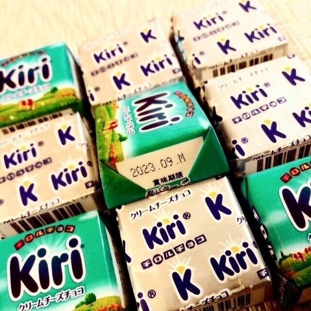 Kiriクリームチーズ」チロルチョコ（チョコレート、スイーツ、洋菓子