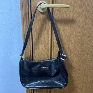 エピヌ(épine)の♡美品♡épine gold logo half moon bag black(ショルダーバッグ)