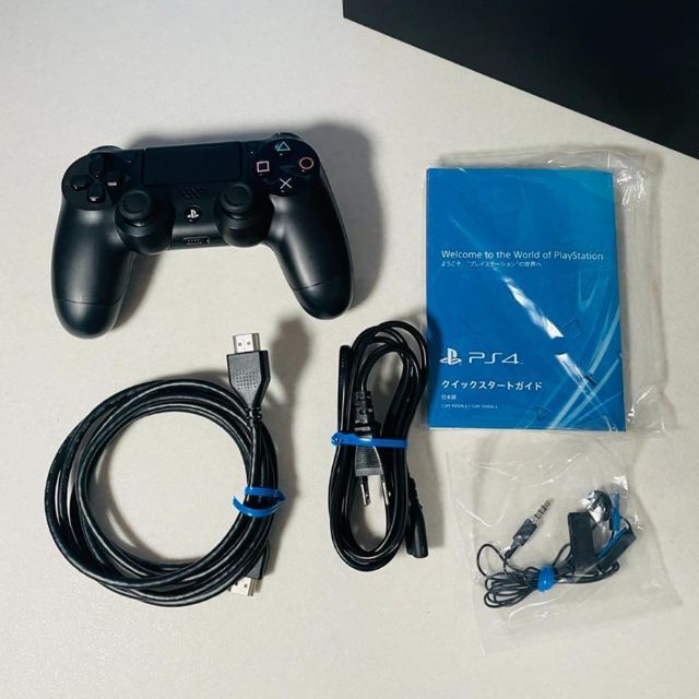 PlayStation 4 ジェット・ブラック 500GB CUH-1000A 