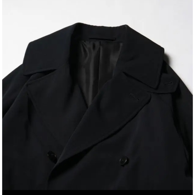 COMOLI(コモリ)のCOMOLI ウールギャバ  ダブルブレステッドコート メンズのジャケット/アウター(トレンチコート)の商品写真