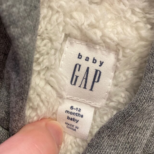 babyGAP(ベビーギャップ)のGAP ボアパーカー アウター キッズ/ベビー/マタニティのベビー服(~85cm)(ジャケット/コート)の商品写真