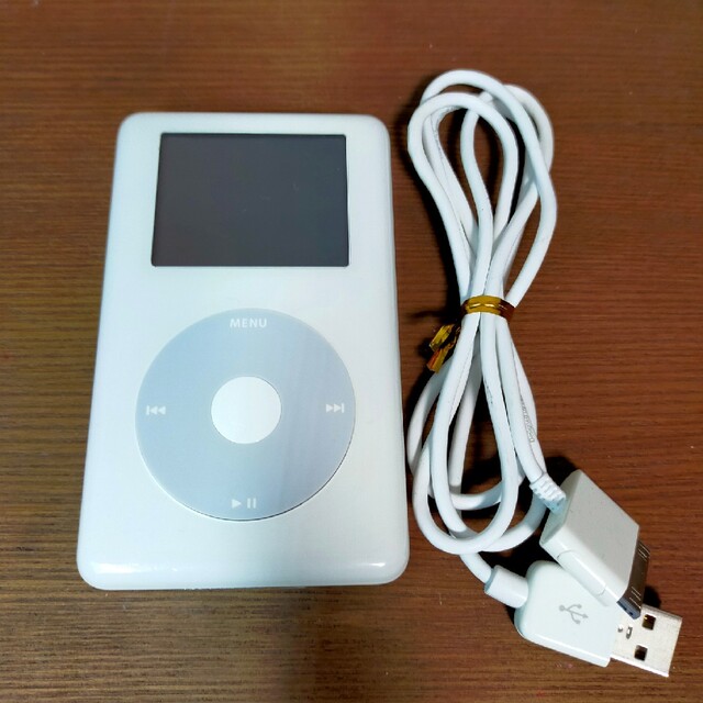 iPod(アイポッド)のApple iPod 20GB 第4世代 A1099 MA079J 正規海外版 スマホ/家電/カメラのオーディオ機器(ポータブルプレーヤー)の商品写真